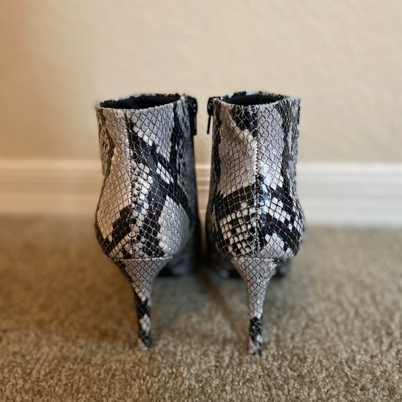 Snake skin booties - Picture 2 of 3